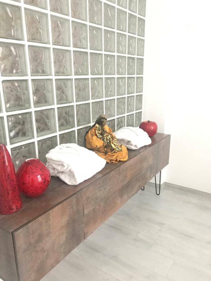 Les lofts de Styliste Lejlighedshotel Saint-Gilles Eksteriør billede
